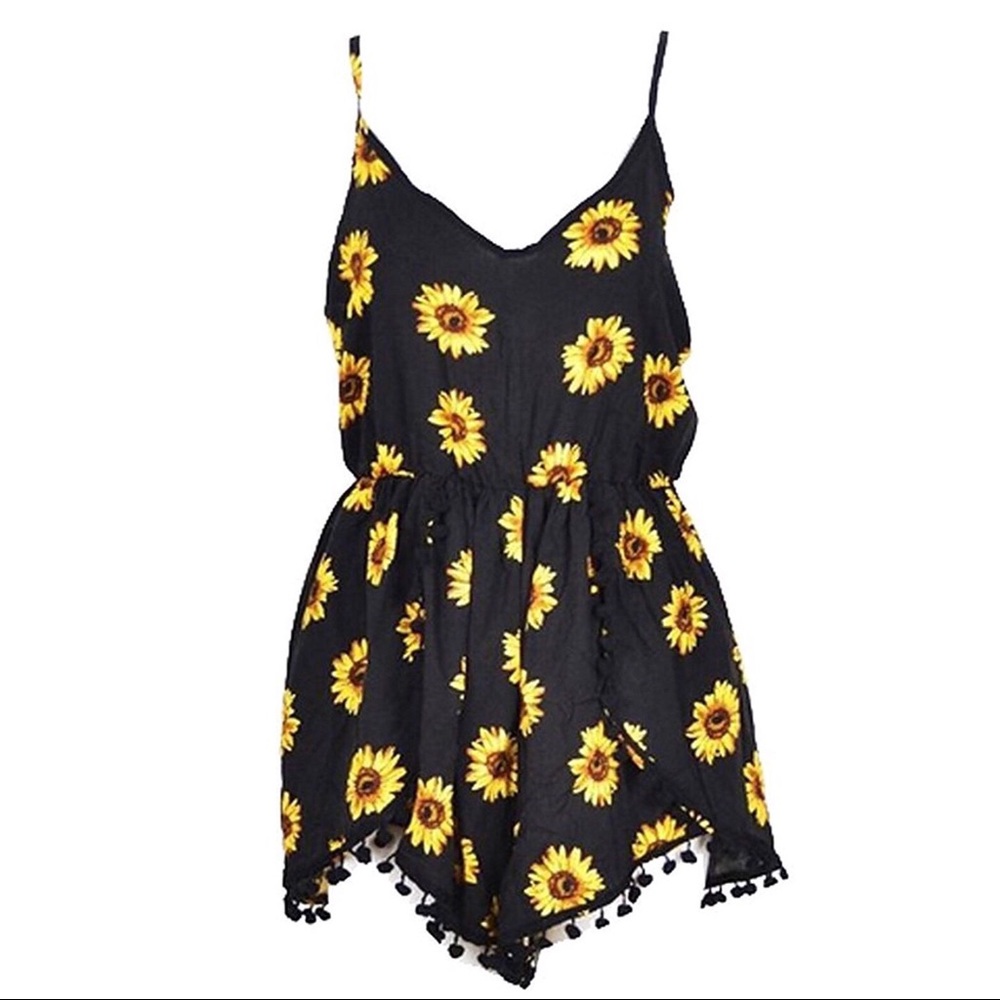 Sunflower V-Neck Tassel Short Romper Playsuit